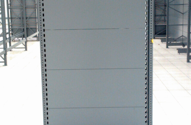 Montaż regałów magazynowych BricoMarche