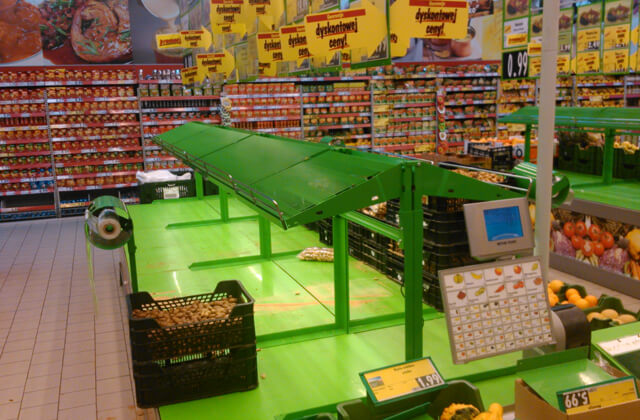 Montaż mebli sklepowych Kaufland