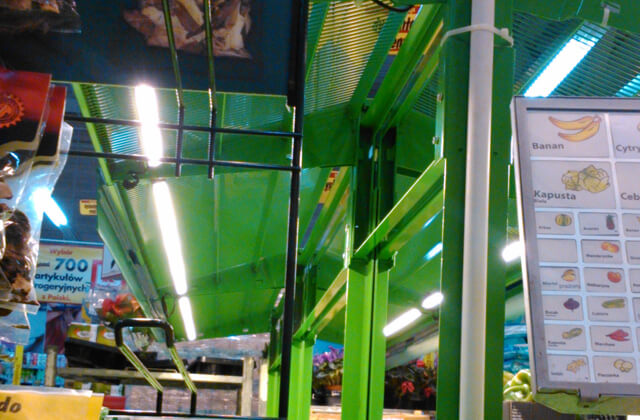 Montaż mebli sklepowych Kaufland