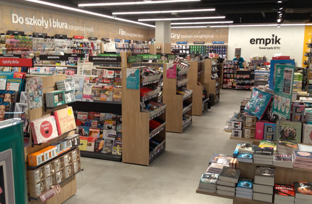 Montaż mebli sklepowych