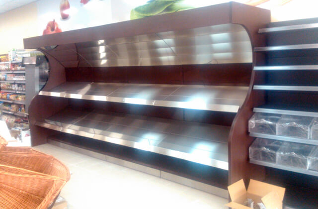 Montaż mebli sklepowych