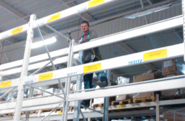 Montaż regałów paletowych